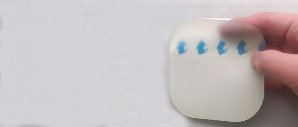 Transparent hydrocolloid dressing